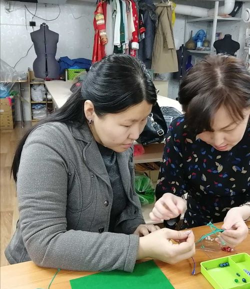 Снежана Куулар. Влюбленная в сутаж