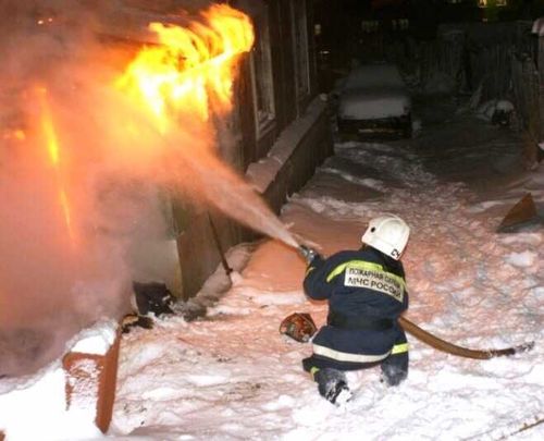 В Танды загорелось кафе