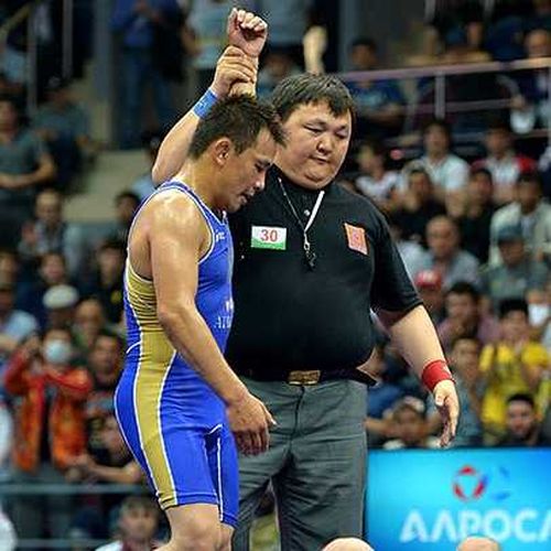 Горячая схватка. В Красноярске собрались ведущие борцы мира