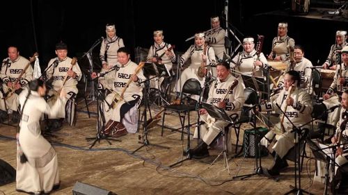 Тувинский национальный оркестр даст концерт в Новосибирске