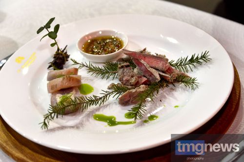 Спектакль из тувинских блюд