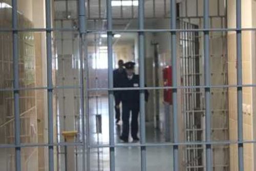 Осужденный напал на сотрудника УФСИН