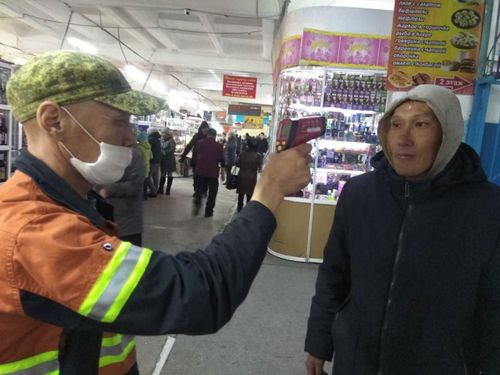 В столице Тувы проверяют дезинфекцию торговых объектов