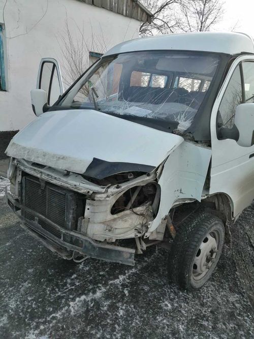 В Туве водитель «ГАЗель» наехал на фонарный столб