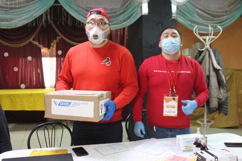 #МыВместе : Мужчина в подвале и бабушка без медикаментов 