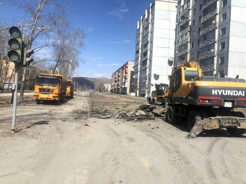 Гагарина. Титова. Королева. Ремонт на улицах космонавтов