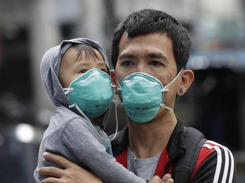 В Туве методом фандрайзинга шьют маски