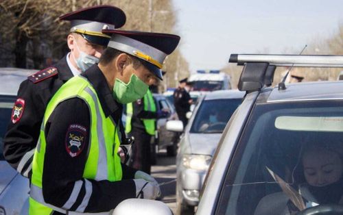 Самоизоляция. Нарушителей на дорогах не стало меньше