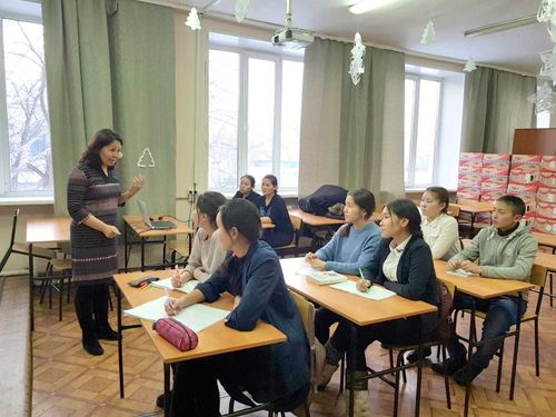 «Земский учитель» трудоустроил в Туве 23 педагога