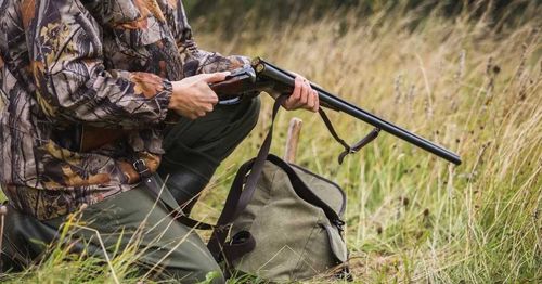 В Туве мужчина застрелил друга, приняв его за косулю