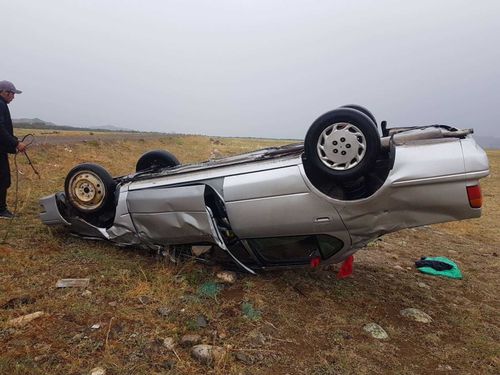 В Туве опрокинулась легковушка с детьми