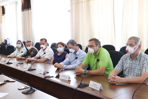 Москвичи поставили Туве + за борьбу с «ковидом»