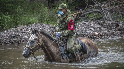 130 километров под дождем. «Конный марафон»