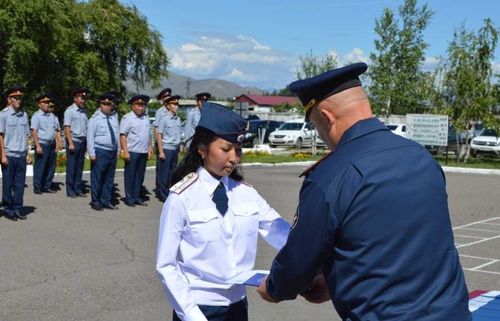 Выпускникам ФСИНа вручены дипломы