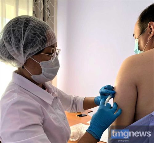 В Туве началась массовая вакцинация от гриппа