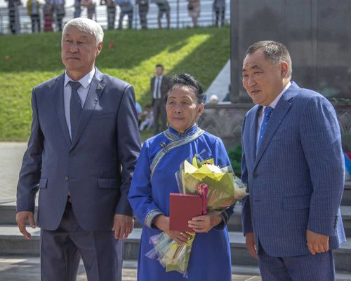 В День республики Тыва вручены государственные награды