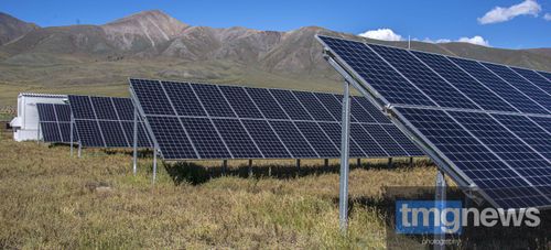 Солнечные батареи Мугур-Аксы. Село станет светлее в 2021