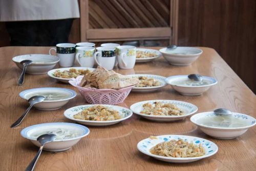 Детей не кормят? Звоните на «горячую линию»