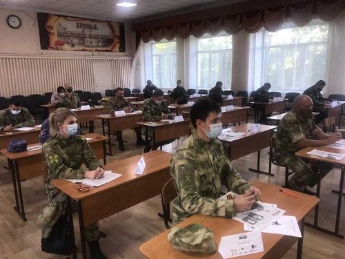 Бойцы Росгвардии присоединились к диктанту Победы