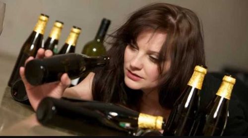 Что толкает женщин Тувы к бутылке?