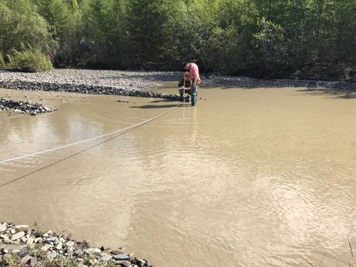 В Туве золотодобытчики продолжают загрязнять реки