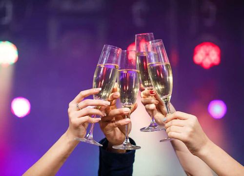 В Туве предложили отменить корпоративы в организациях