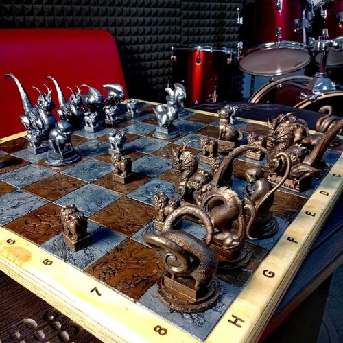 Точная копия «Центра Азии». Тувинские шахматы Намдакова