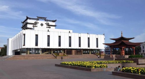 Закулисье Национального театра Тувы в период коронавируса