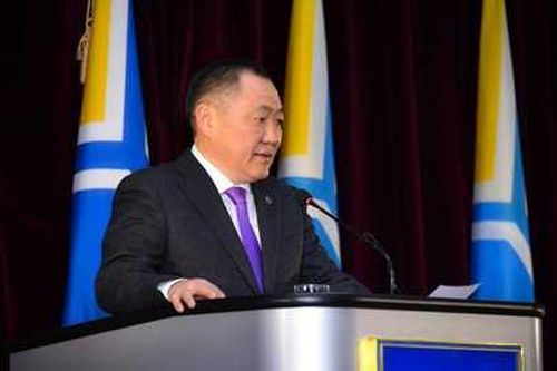 Глава Тувы обратился с ежегодным посланием Верховному Хуралу Тувы
