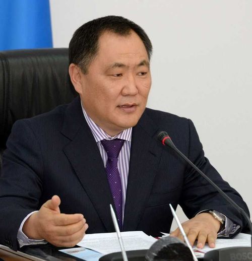 Глава Тувы: «Мы отказались от премий в пользу выплаты зарплат бюджетникам»