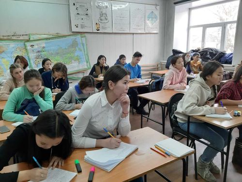 В школах Тувы начались уроки, посвященные Шагаа