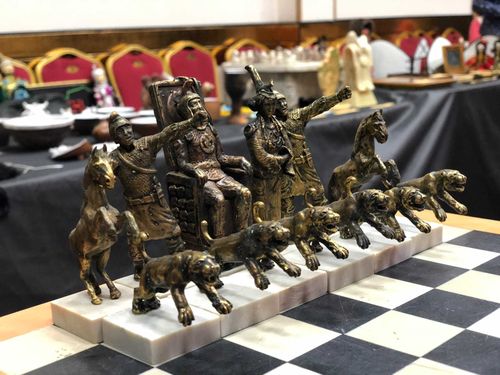 В Туве выбрали лучший "Сувенир 100-летия ТНР"