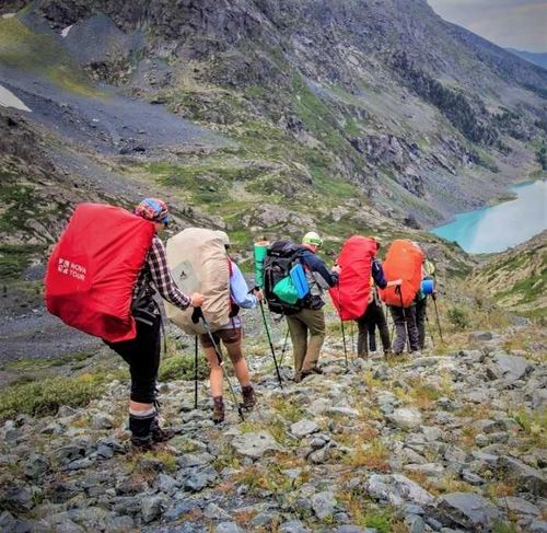 Участники патриотической экспедиции пройдут пешком через Саяны из Бурятии в Туву