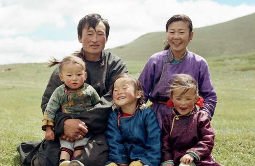 Путин поручил рассмотреть возможность снижения ставки по льготной ипотеке