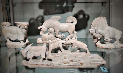 Выставка тувинских камнерезов «Сокровища времен»