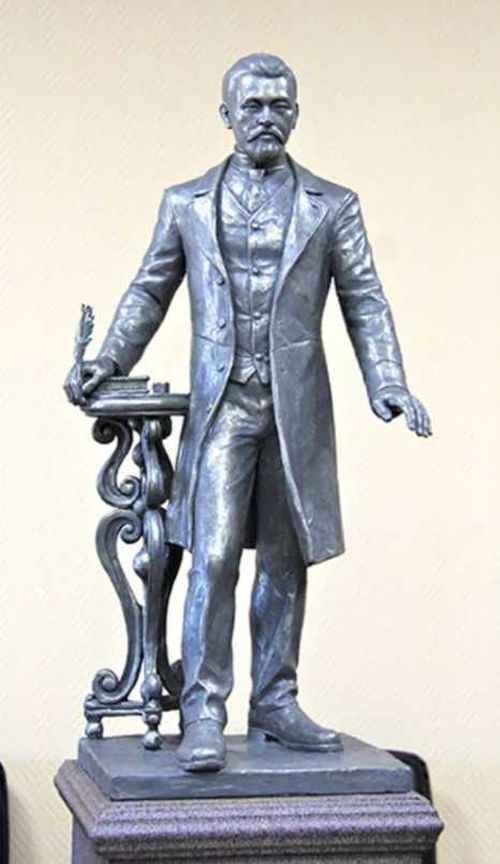 В Туве благоустроят площадь им. И.Г.Сафьянова