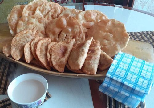 Лепешки с любовью и чай с мантрами.Саяна Салчак раскрыла секреты тувинских лепешек