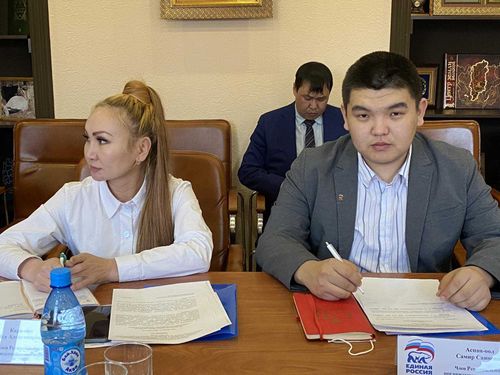 В состав Регионального оргкомитета по проведению предварительного голосования «Единой России» вошли 11 человек