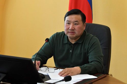 В. Ховалыг рассмотрел ход реализации проекта по освоению Ак-Сугского месторождения