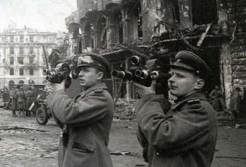 Школьникам Тувы расскажут о военной журналистике времен Великой отечественной