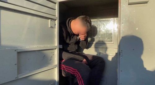 Несчастный случай. Несовершеннолетнюю ранило вовремя стрельбы полицейскими по колесам нарушителя