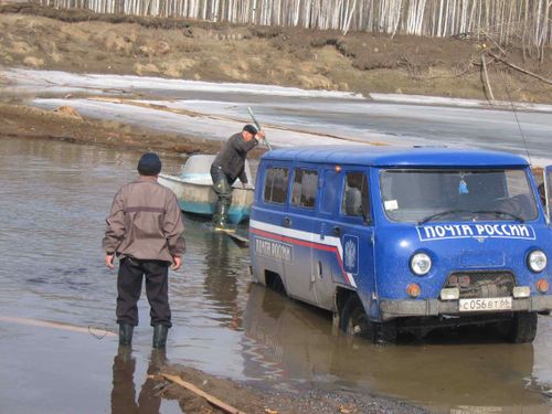 В Туве паводок не помешает доставить почту и соцвыплаты