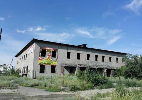 Возобновить стройку через 30 лет. В Туве ищут инвестора для завершения строительства почтового отделения