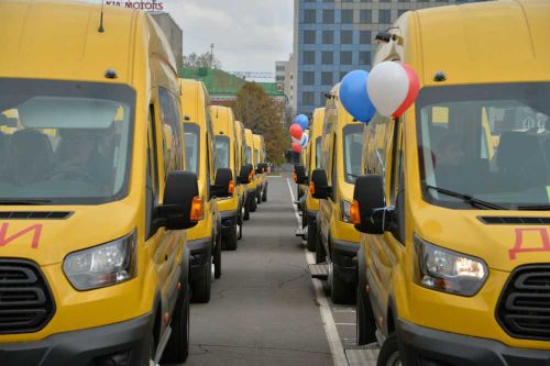 В Туве обновят автопарк школьных автобусов
