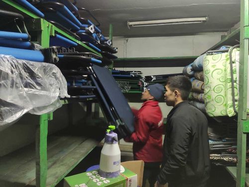 «Молодёжка ОНФ» помогла развернуть пункт временного размещения в Кызыле