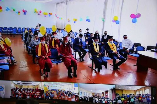 В ТувГУ прозвенел «Последний звонок»