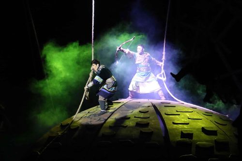 Национальный театр Тувы закрывает сезон «Янтарными бусами»