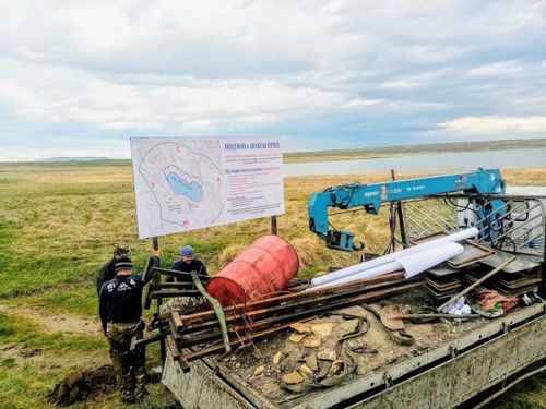 На озере Дус-Холь установлены водоохранные знаки