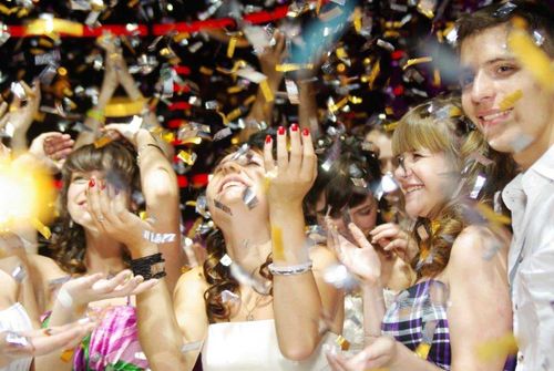 В Туве общепиту рекомендуют не принимать заявки на банкеты для выпускников