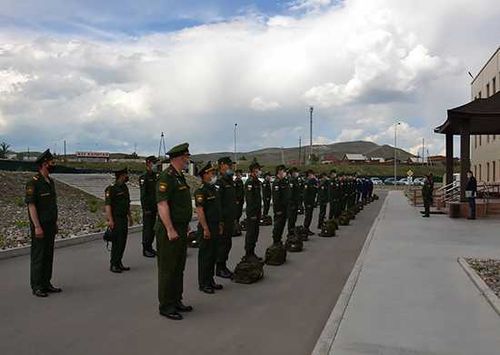 Более 300 призывников из Тувы отправились к местам несения службы